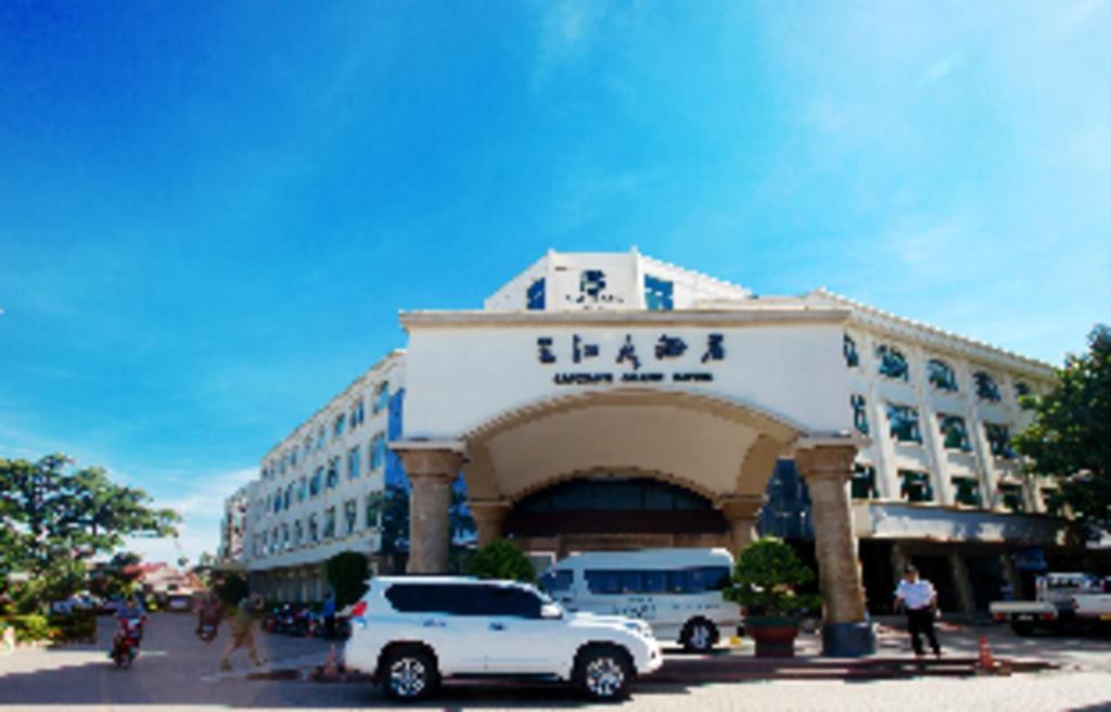 San Jiang Grand Hotel Vientiane Exterior photo