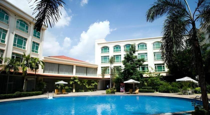 San Jiang Grand Hotel Vientiane Exterior photo